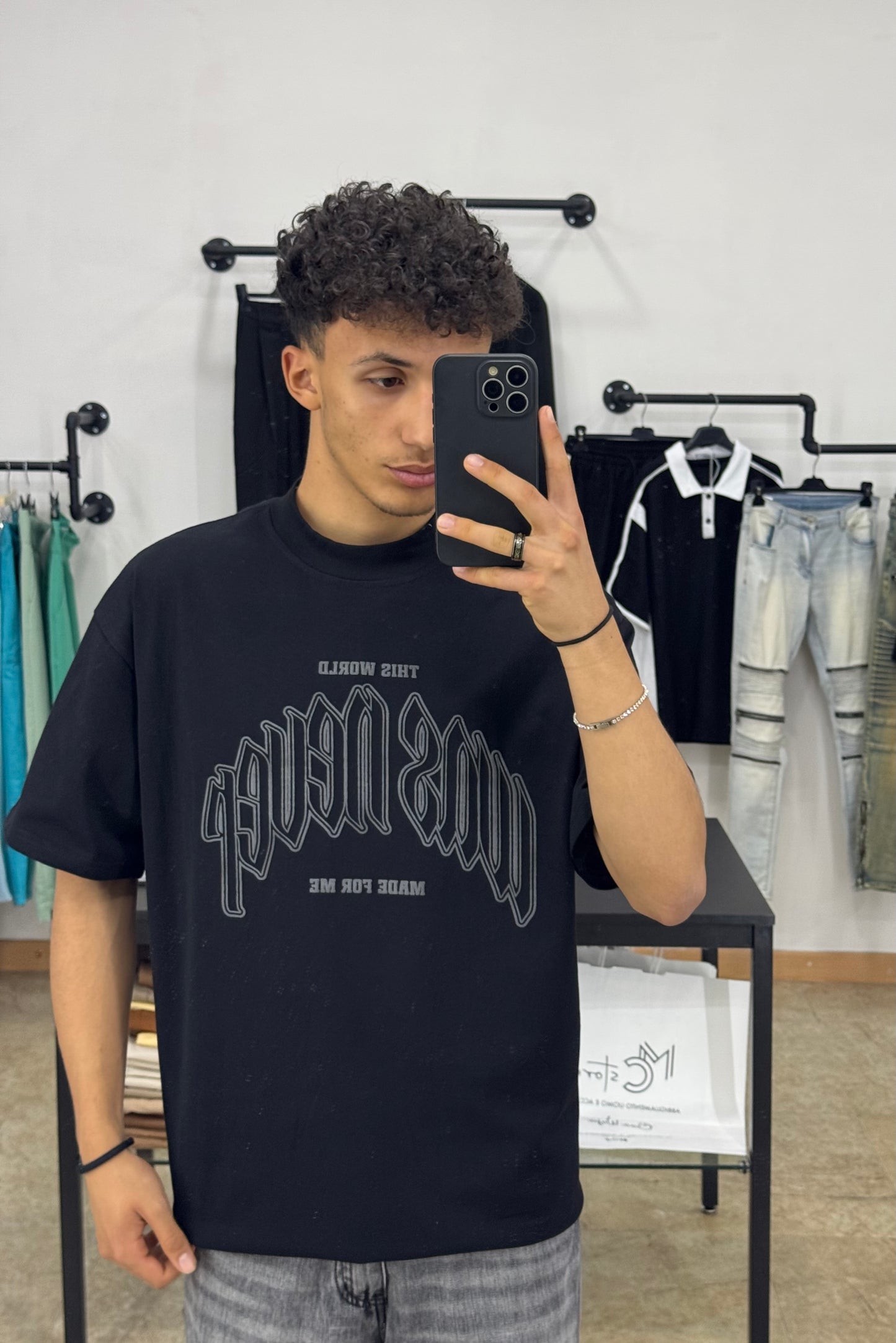T SHIRT AW BRAND BLACK